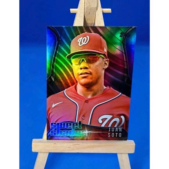 Juan Soto Sweet Shades Black Refractor #SS-3 Topps 2022 SP 183/299 - Picture 1 of 8